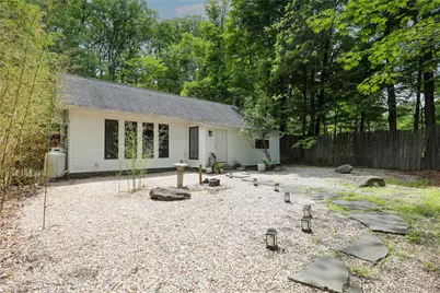 10 Fitzsimmons Lane, Woodstock, NY 12498 - Photo 2