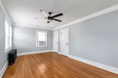 89 Trafalgar Square, Lynbrook, NY 11563 - Photo 20