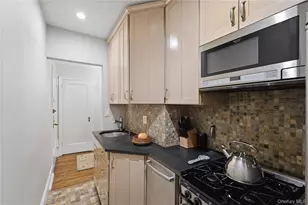 1273 North Ave, New Rochelle, NY 10804 - Photo 14