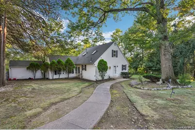 8 Abbey Road, Orangeburg, NY 10962 - Photo 32