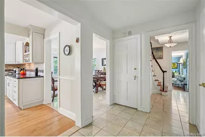 8 Abbey Road, Orangeburg, NY 10962 - Photo 14