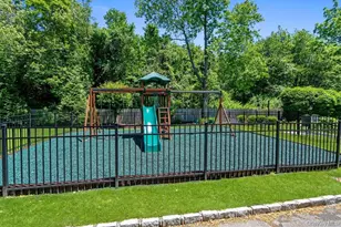 12 Cold Harbour Ln, Woodbury, NY 11797 - Photo 44