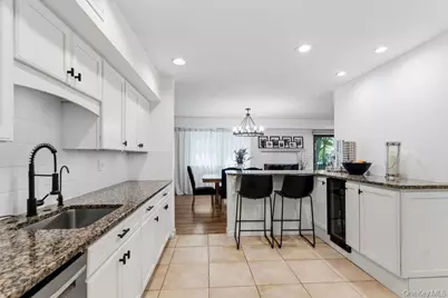 12 Cold Harbour Lane #82, Woodbury, NY 11797 - Photo 28