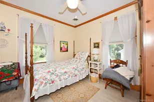 3-28 38th Rd, Douglaston, NY 11363 - Photo 26