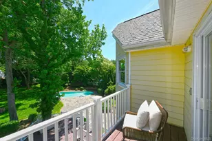 4 Hampton Ct, Huntington, NY 11743 - Photo 20