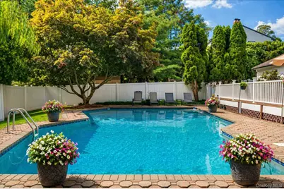 15 Devonshire Drive, White Plains, NY 10605 - Photo 4
