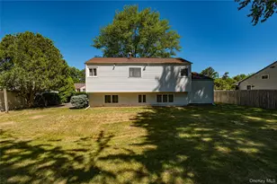9 Johnson Pl, Lindenhurst, NY 11757 - Photo 16