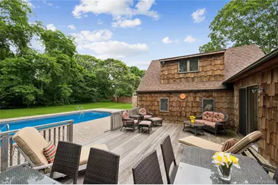 37 Fanning Avenue, Hampton Bays, NY 11946 - Photo 20
