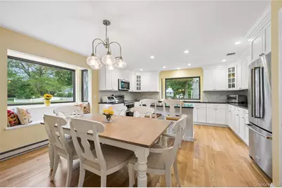 37 Fanning Avenue, Hampton Bays, NY 11946 - Photo 12