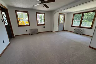 20 Lyman St, Port Jervis, NY 12771 - Photo 2