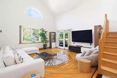 4 Old House Lane, Chappaqua, NY 10514 - Photo 8