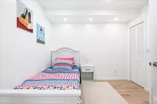 72-11 110th St, Forest Hills, NY 11375 - Photo 22