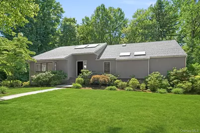 12 Hearthstone Circle, Scarsdale, NY 10583 - Photo 2