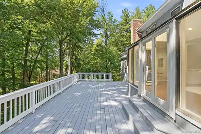 12 Hearthstone Circle, Scarsdale, NY 10583 - Photo 32