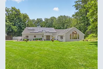 194 S Mountain Road, New City, NY 10956 - Photo 4