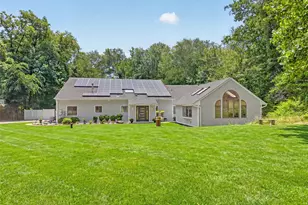 194 S Mountain Rd, New City, NY 10956 - Photo 4