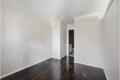 160 Academy Street #3P, Poughkeepsie, NY 12601 - Photo 12