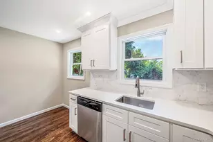 610 Americus Ave, Patchogue, NY 11772 - Photo 14