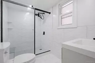60-89 54th St, Maspeth, NY 11378 - Photo 10