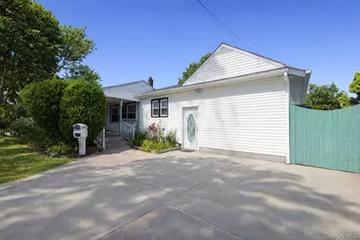 1327 Brooklyn Boulevard, Bay Shore, NY 11706 - Photo 2