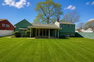 1327 Brooklyn Blvd, Bay Shore, NY 11706 - Photo 26