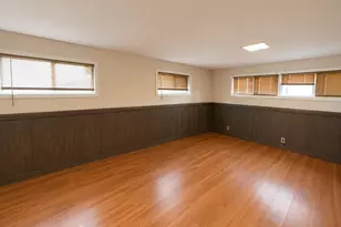 1327 Brooklyn Blvd, Bay Shore, NY 11706 - Photo 16