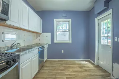 11205 103rd Avenue, Richmond Hill, NY 11419 - Photo 12