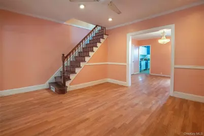 11205 103rd Avenue, Richmond Hill, NY 11419 - Photo 6