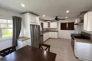 5 Zane Ct, Brentwood, NY 11717 - Photo 4