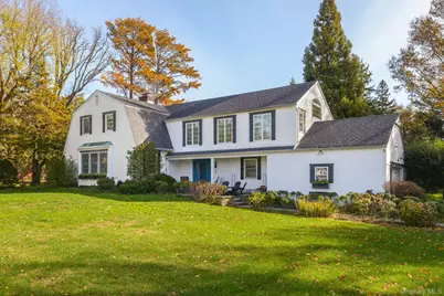 4 September Lane, Glen Cove, NY 11542 - Photo 1