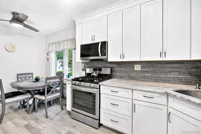 9 E Hall Avenue, New City, NY 10956 - Photo 16