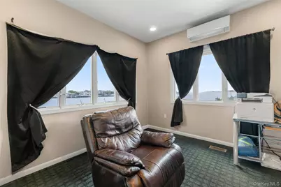 125 Beach 3rd Street, Far Rockaway, NY 11691 - Photo 16