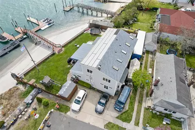 125 Beach 3rd Street, Far Rockaway, NY 11691 - Photo 30