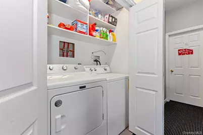 125 Beach 3rd Street, Far Rockaway, NY 11691 - Photo 20