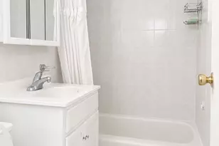 134-05 Dahlia Ave, Flushing, NY 11355 - Photo 10