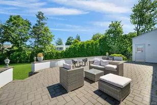 101 Windsor Oval, New Rochelle, NY 10805 - Photo 28