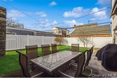 465 W Market Street, Long Beach, NY 11561 - Photo 20