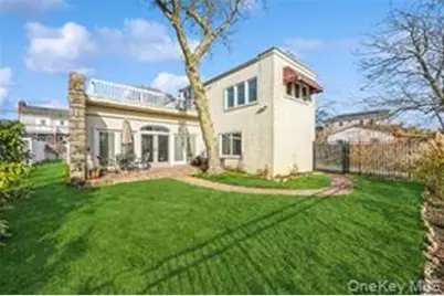 465 W Market Street, Long Beach, NY 11561 - Photo 2
