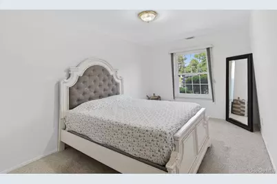 182 Fairview Circle, Middle Island, NY 11953 - Photo 14