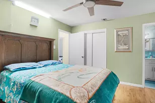 54 E Maujer St, Valley Stream, NY 11580 - Photo 10