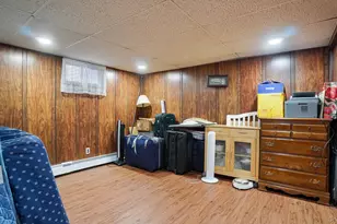 54 E Maujer St, Valley Stream, NY 11580 - Photo 18