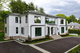 28 Rolling Hill Rd, Old Westbury, NY 11568 - Photo 2