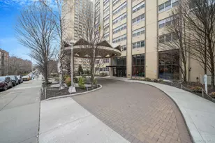 102-30 66th Rd, Forest Hills, NY 11375 - Photo 20