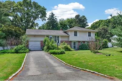 14 Mark Drive, Smithtown, NY 11787 - Photo 1