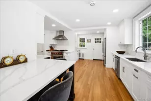 1355 Roosevelt Ave, Pelham, NY 10803 - Photo 8