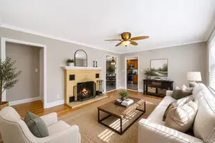 16 Valentine Rd, Shoreham, NY 11786 - Photo 2