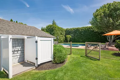 98 Powell Avenue, Southampton, NY 11968 - Photo 28