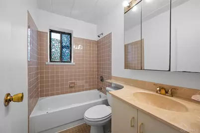 139-76 S 35th Avenue #7F, Flushing, NY 11354 - Photo 12