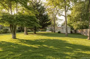 20 Penny Ln, Hampton Bays, NY 11946 - Photo 36
