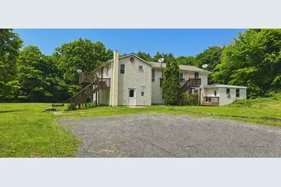 598 N Quaker Lane #1, Hyde Park, NY 12538 - Photo 2